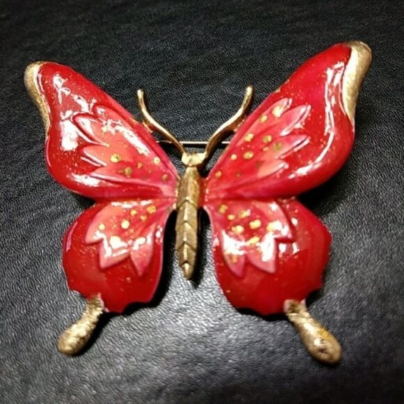 *Sale* Trifari gold tone red and pink butterfly pin - Picture 6 of 8